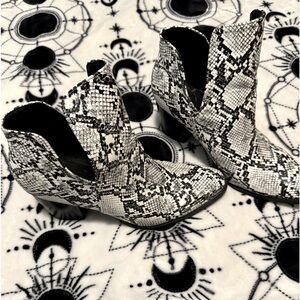White Snake Skin Booties size 9